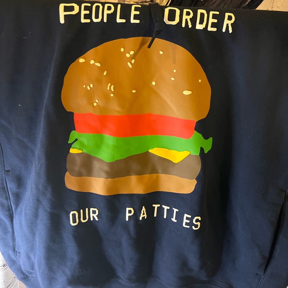 NWT!! 🍔SpongeBob Krabby Patty Graphic Hoodie